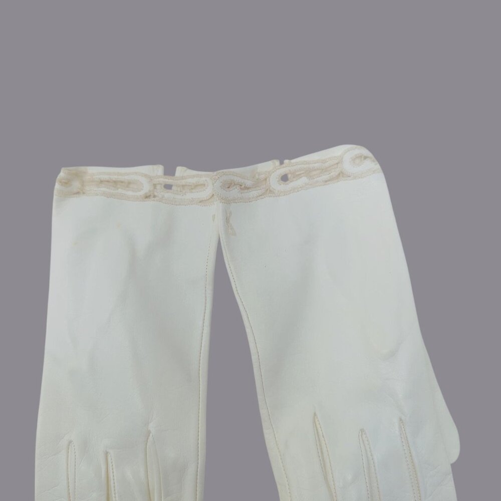 Vintage Antique Leather Gloves White Wrist Lace - Picture 5 of 10